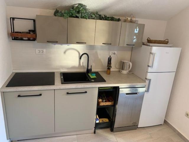 Seaside Apartment Padre Bibinje Ngoại thất bức ảnh